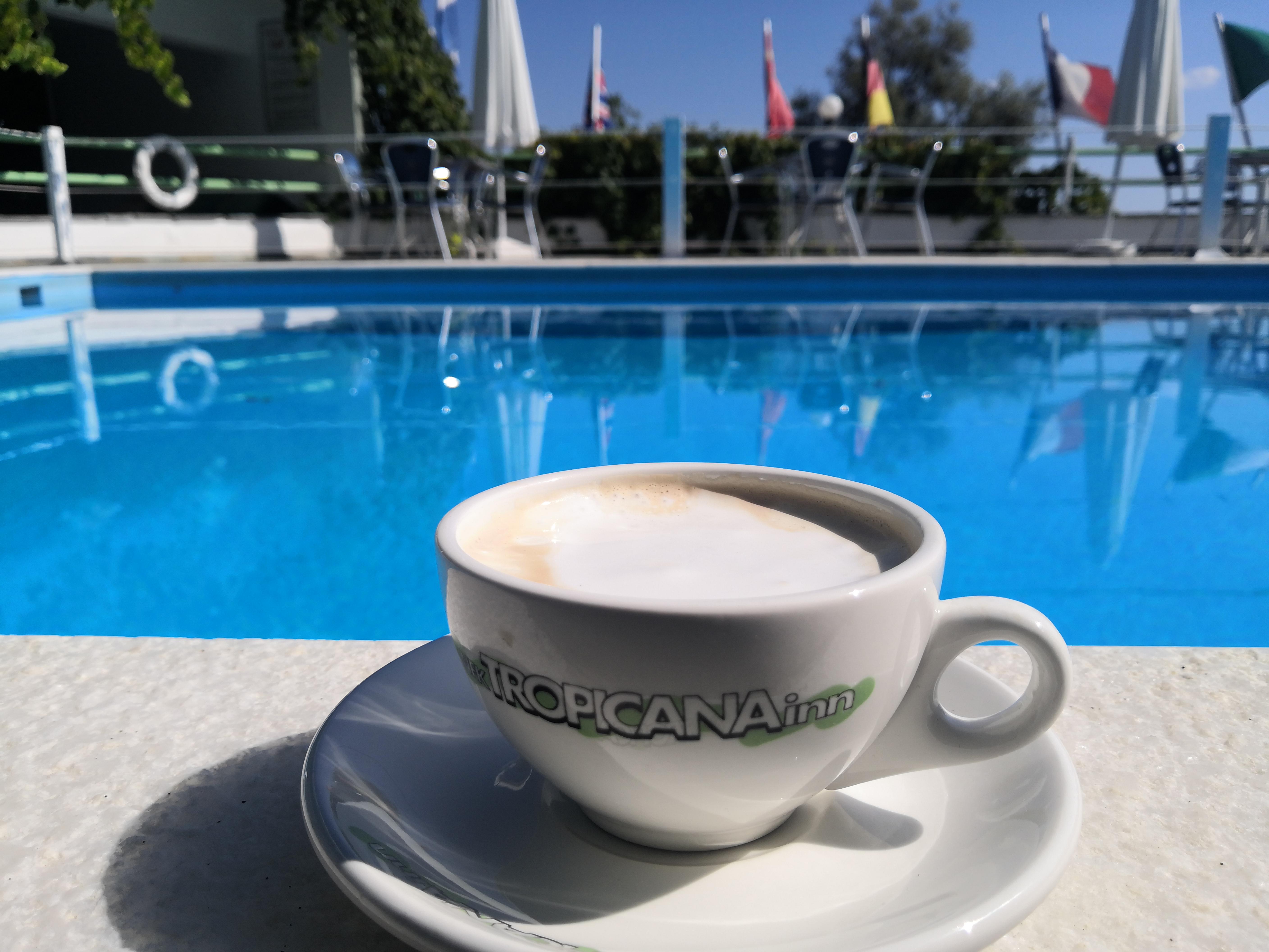 Tropicana Inn Nydri  Luaran gambar