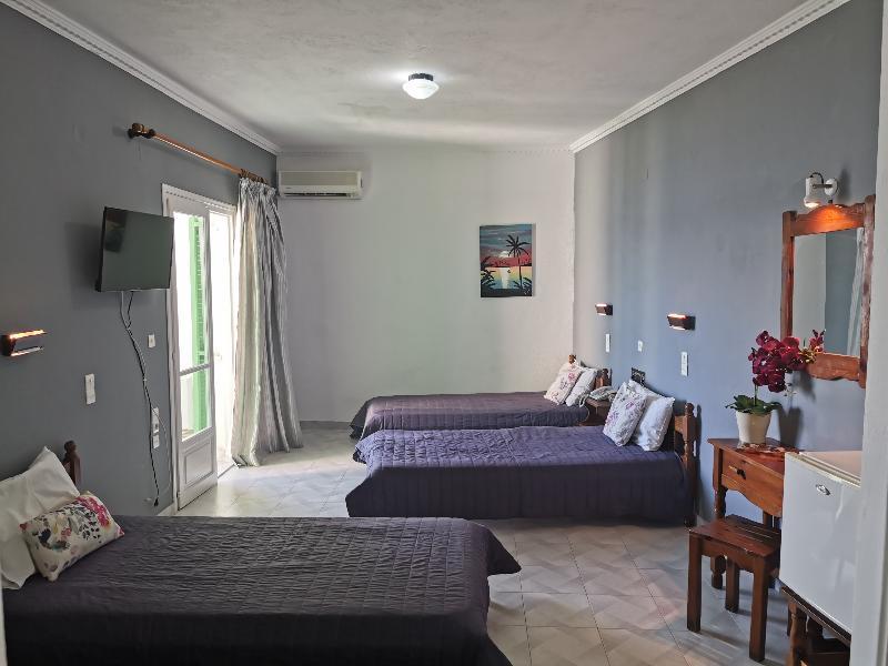 Tropicana Inn Nydri  Luaran gambar